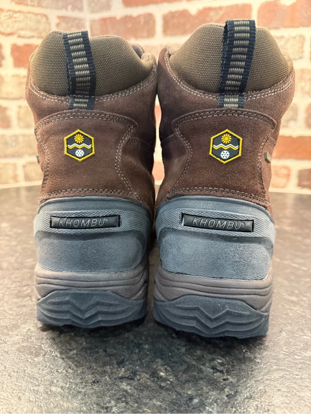 Khombu Men's Brown and Gray Insulated Waterproof Boots, Size 11
